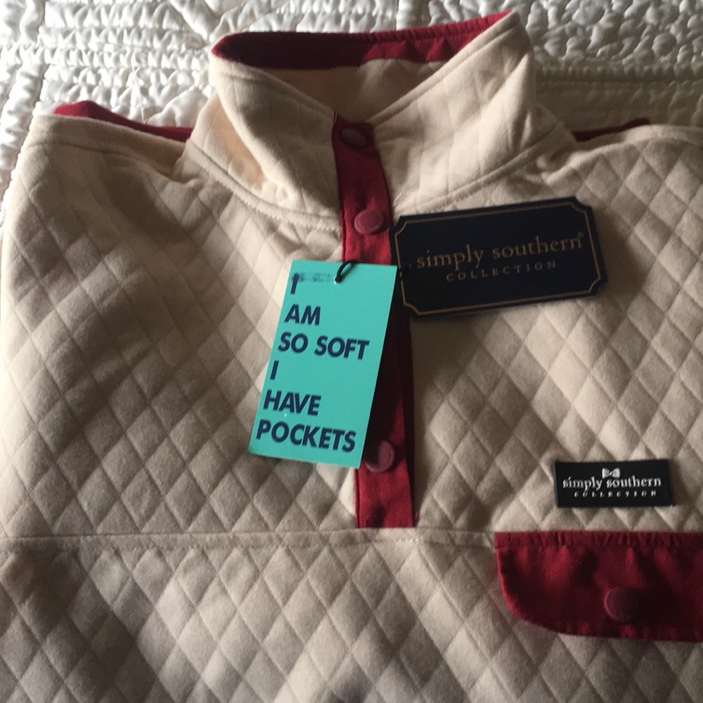 NWT Simply Southern pullover